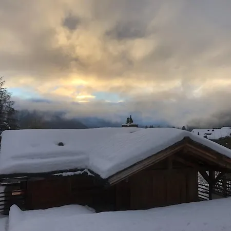 Chalet Les Moulins 5 Cheminee Piscine Sauna Parking Prive *