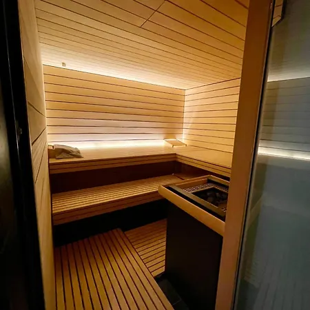 Les Moulins 5 Cheminee Piscine Sauna Parking Prive בקתה *